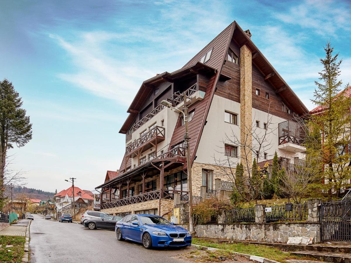 Kayus Hotel Buşteni Exterior foto